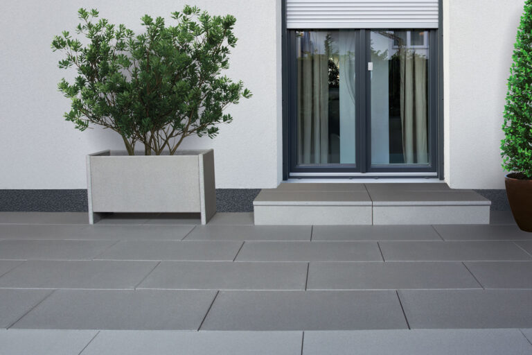 Granex XXL 301 a 302 dlažba, schodovka, květináč